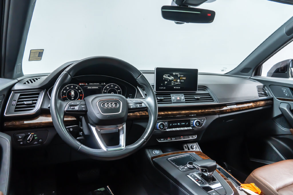 Used 2018 Audi Q5 Premium w/ Premium Plus Package AWD/4WD image 14