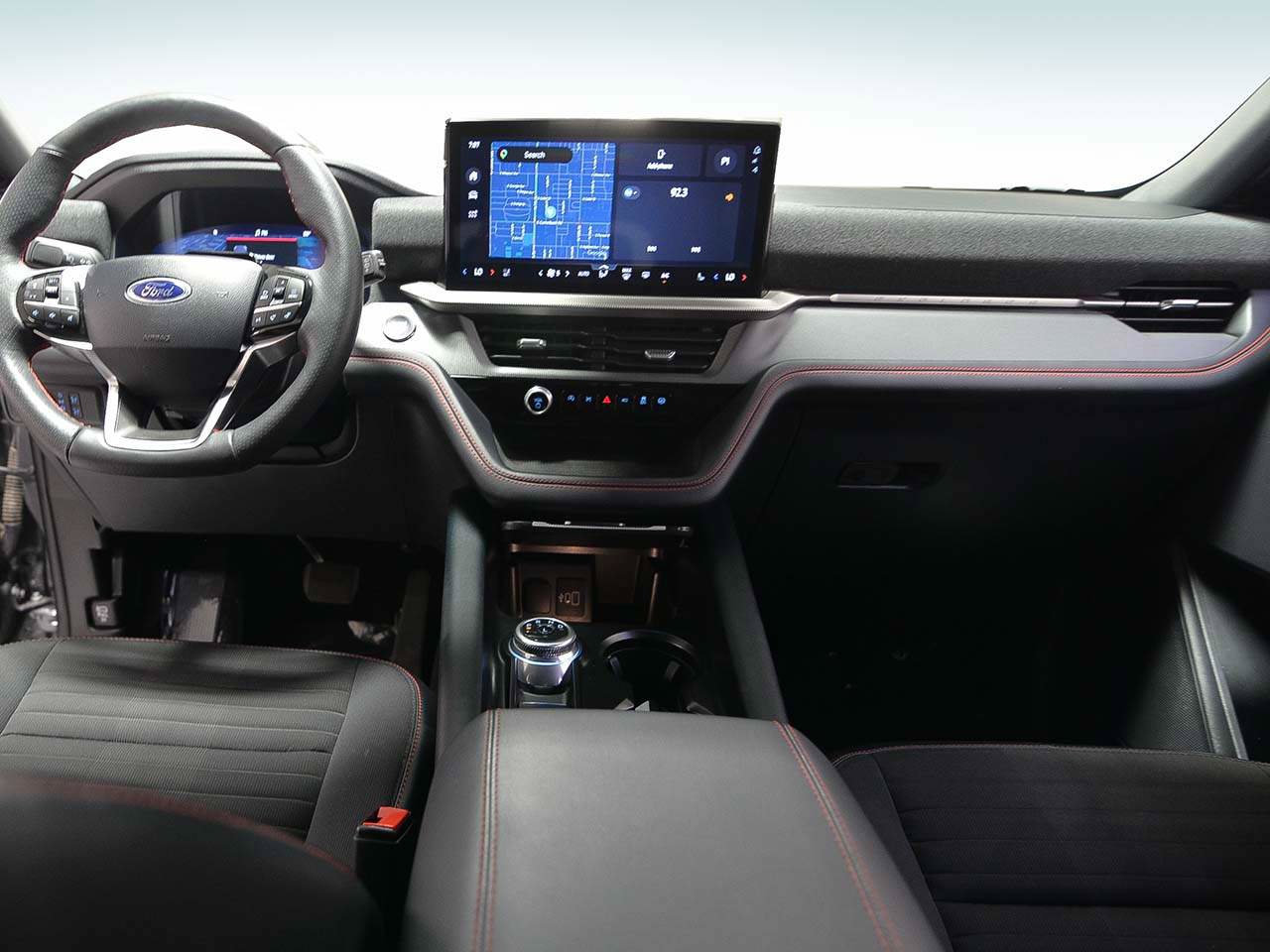 Used 2025 Ford Explorer ST-Line RWD image 13