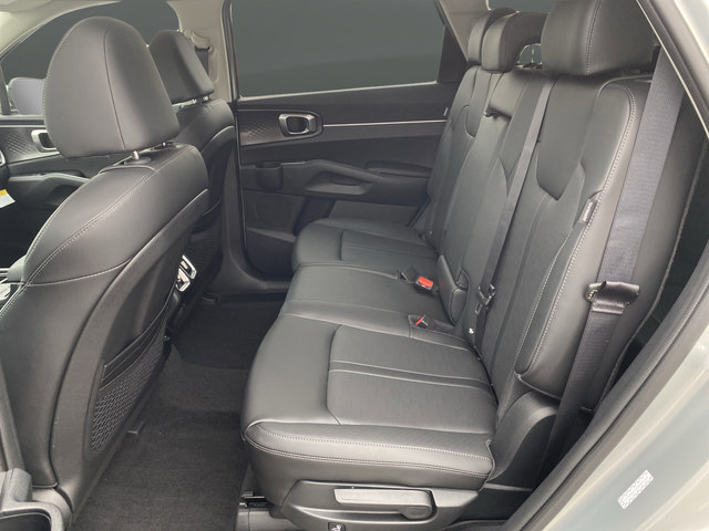 New 2026 Kia Sorento EX AWD/4WD image 15