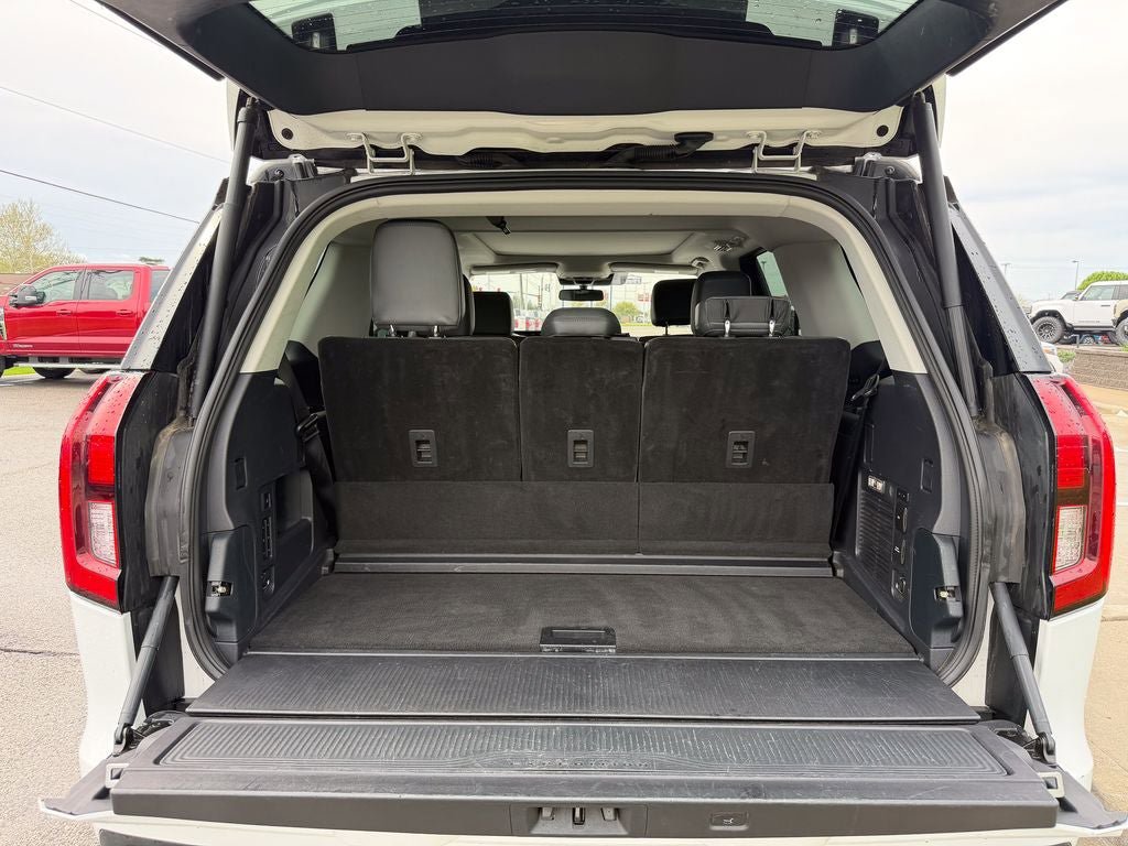 Certified 2025 Ford Expedition Active AWD/4WD image 16