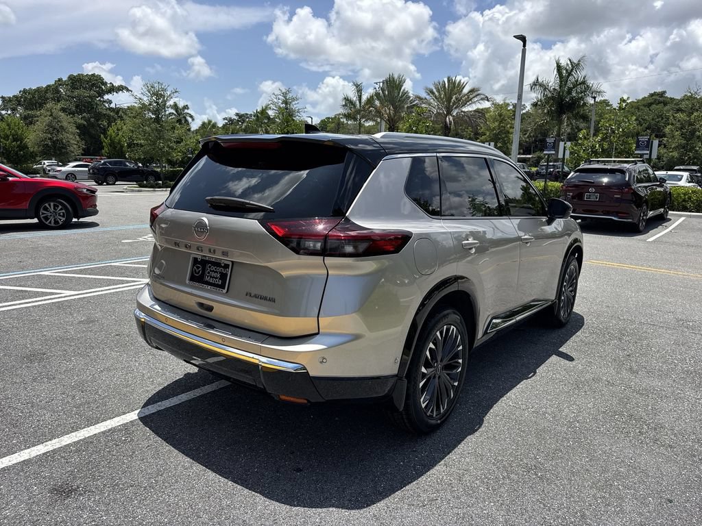Used 2024 Nissan Rogue Platinum w/ Platinum Premium Package FWD image 3