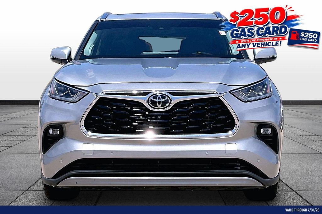 Used 2023 Toyota Highlander Platinum AWD/4WD image 3