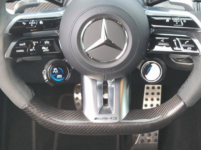 Used 2024 Mercedes-Benz GLS 63 AMG 4MATIC image 12