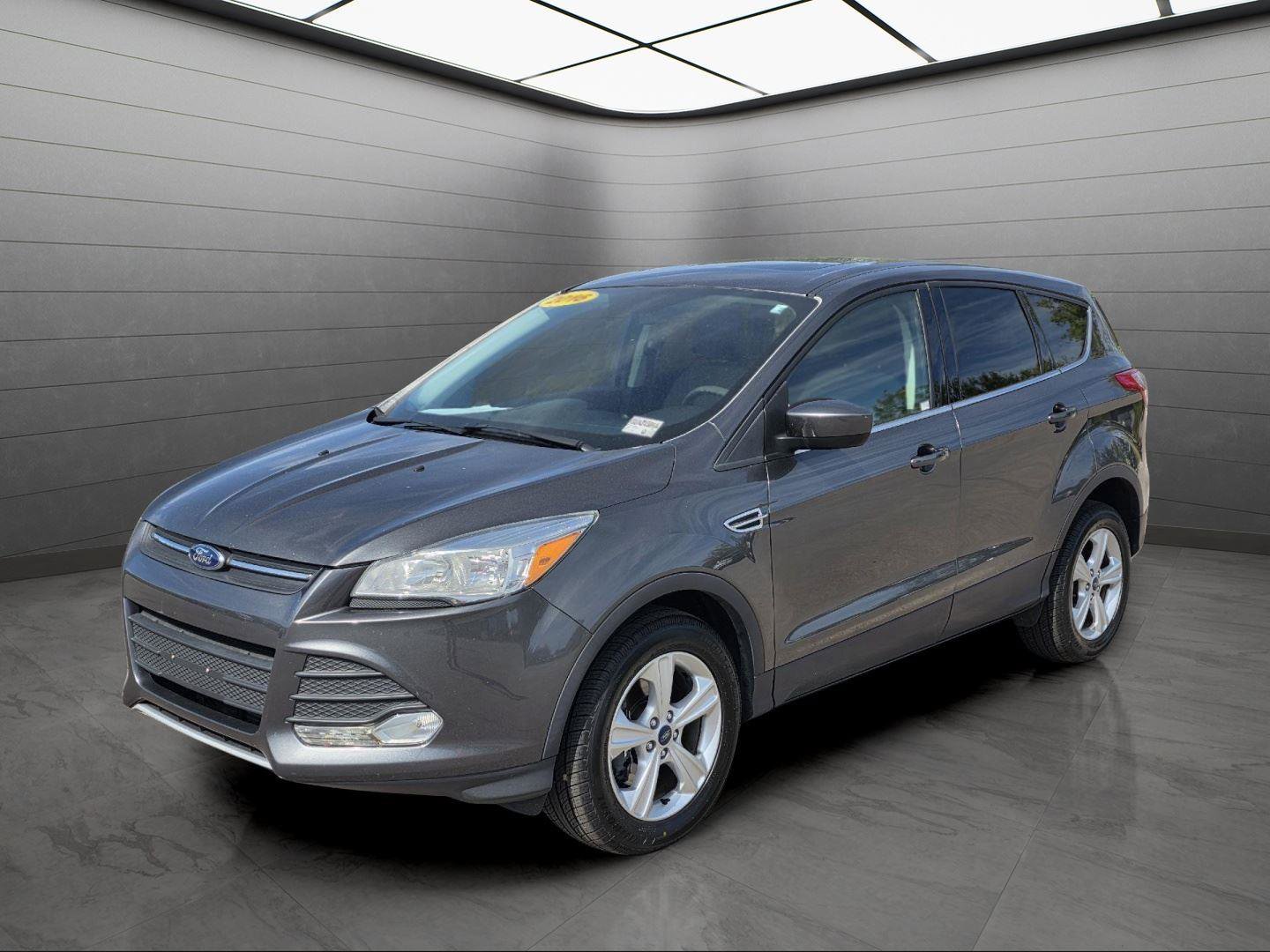 Used 2016 Ford Escape SE