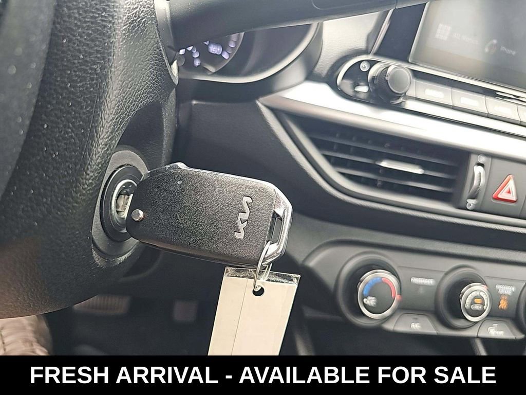 Used 2023 Kia Forte LXS image 15