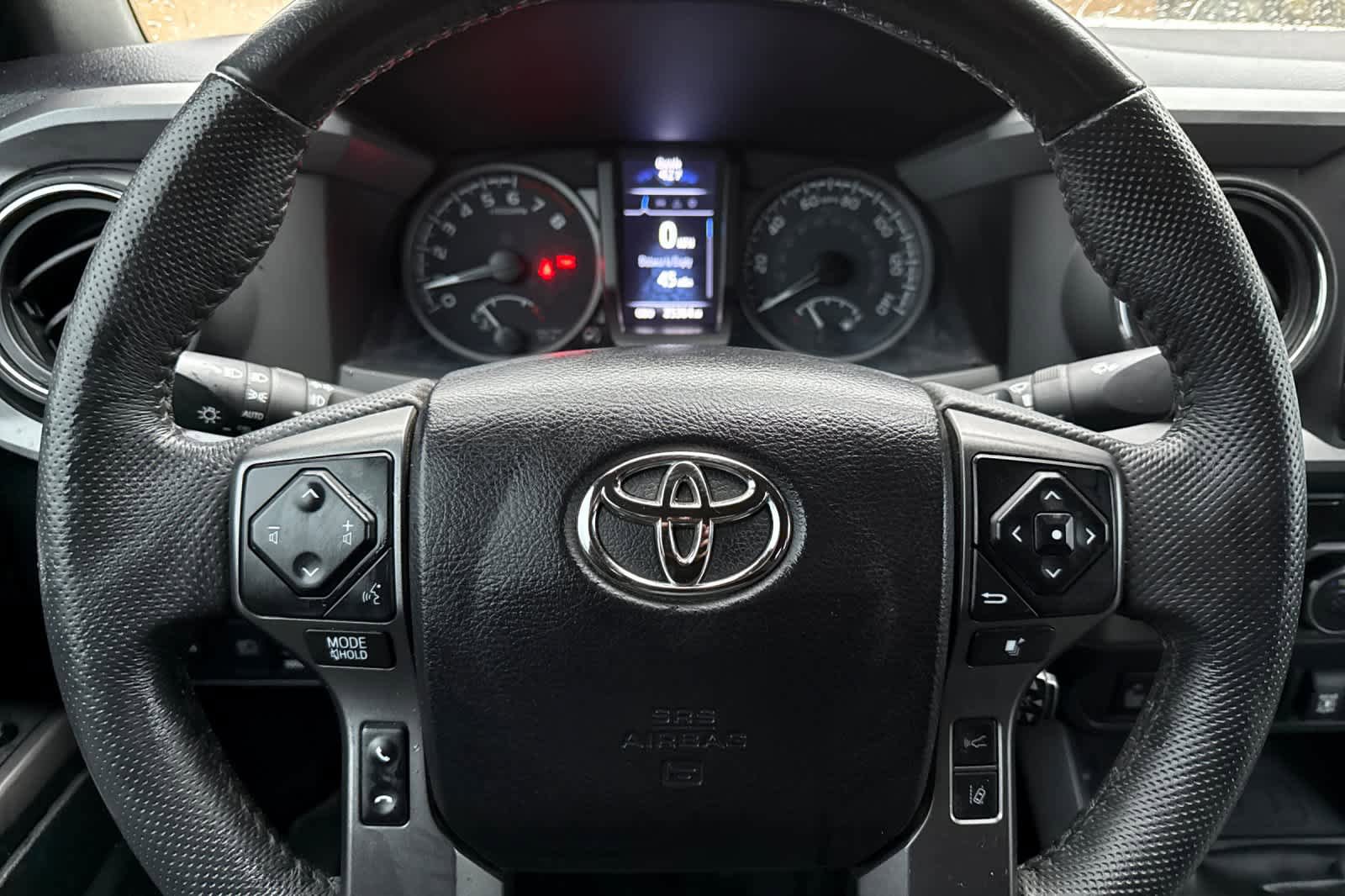 Used 2021 Toyota Tacoma TRD Off-Road w/ Technology Package image 22