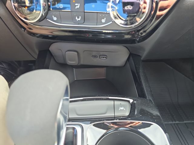 New 2026 Chevrolet Trax RS w/ Driver Confidence Package FWD image 20