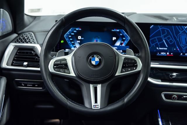 Certified 2025 BMW X7 M60i image 14