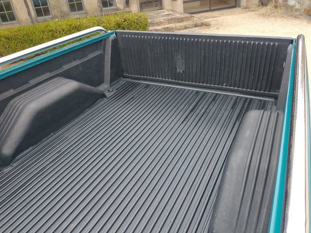 Used 1994 Chevrolet Silverado 1500 4x4 Extended Cab image 36