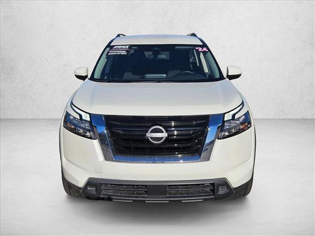 Used 2024 Nissan Pathfinder SV video 2