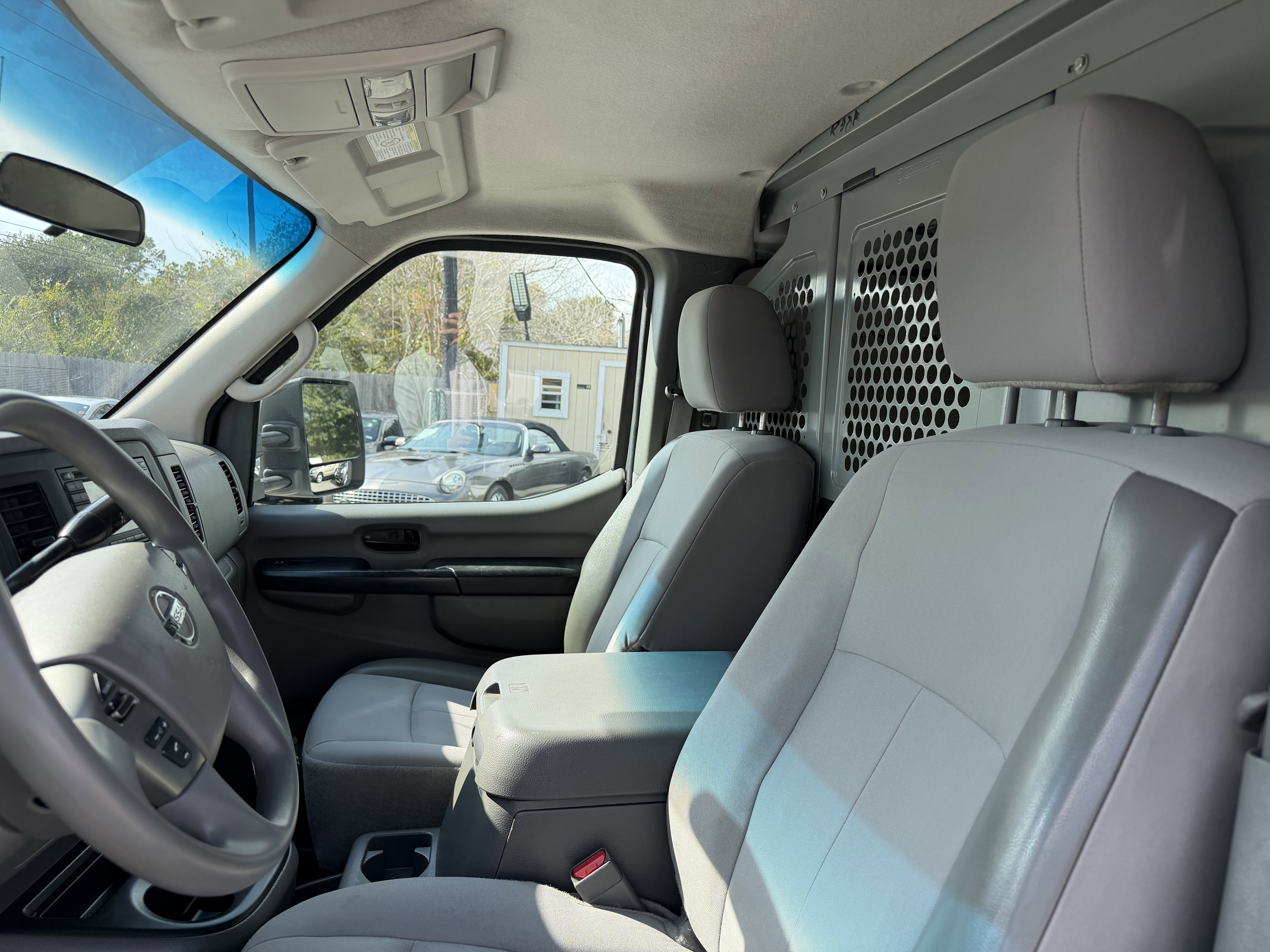 Used 2012 Nissan NV 2500 SV w/ Technology Pkg image 14