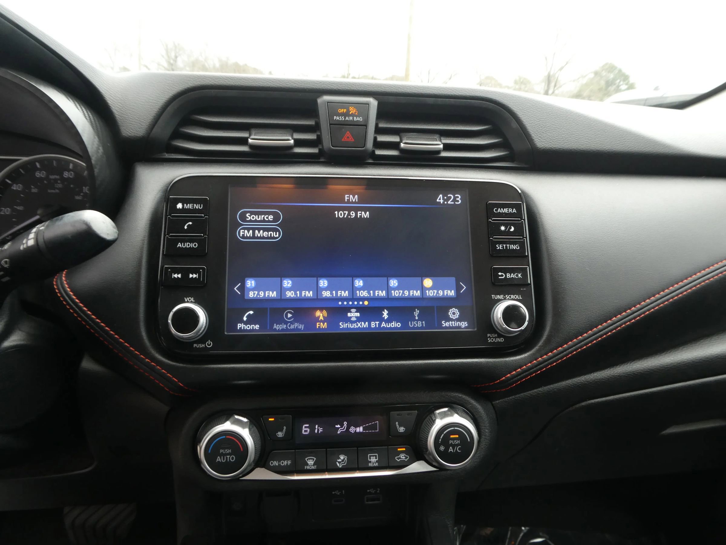 Used 2024 Nissan Versa SR w/ Trunk Package image 16