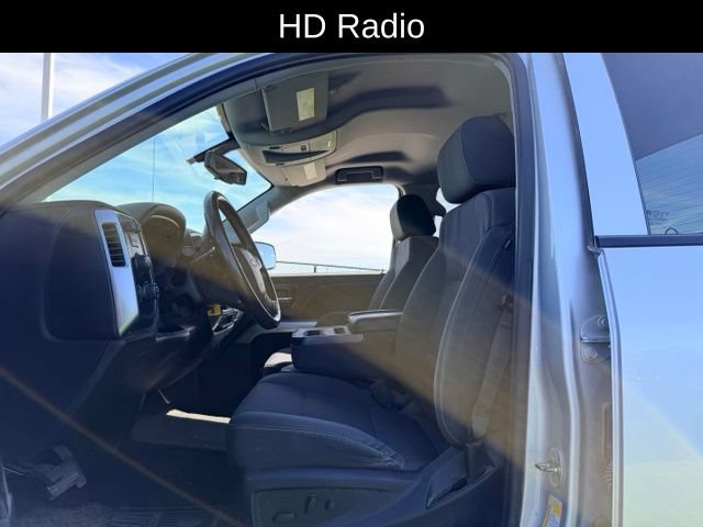 Used 2018 Chevrolet Silverado 1500 LT w/ All Star Edition AWD/4WD image 8