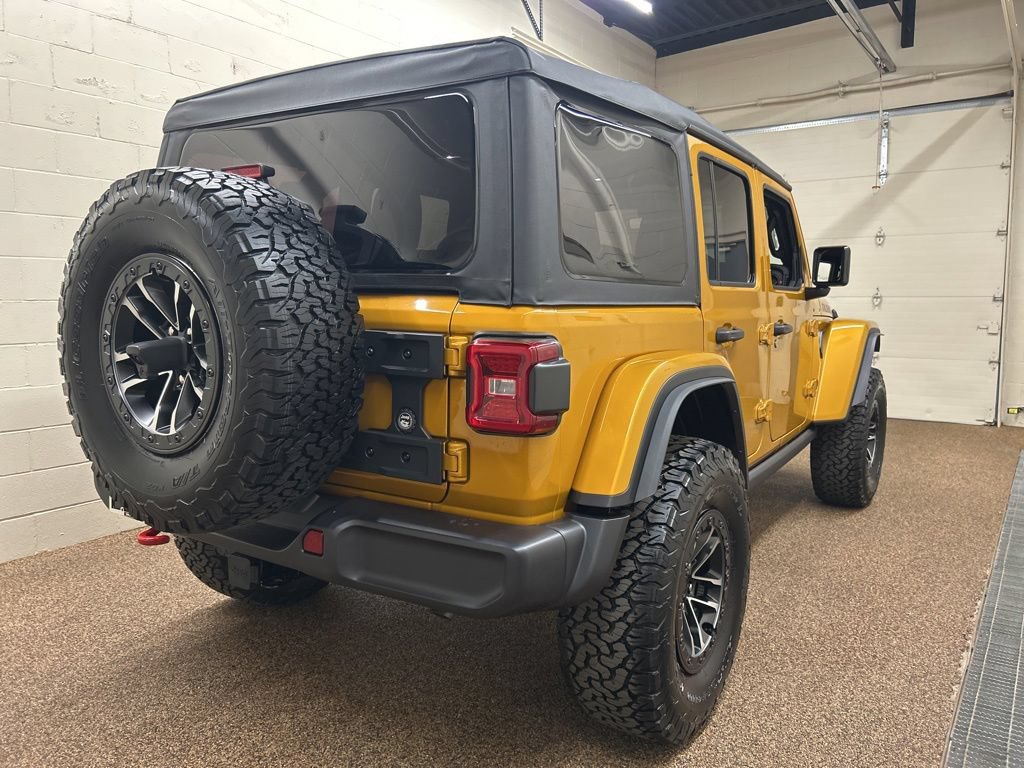 New 2026 Jeep Wrangler Unlimited Rubicon w/ Xtreme 35 Tire Package AWD/4WD image 2