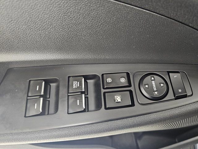 Used 2019 Hyundai Tucson SE image 26