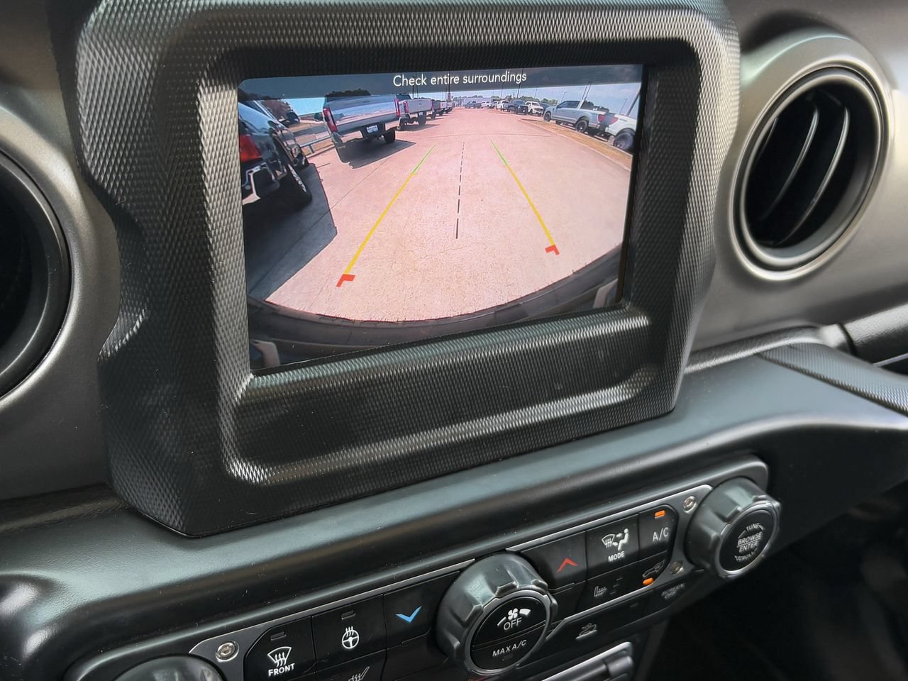 Used 2023 Jeep Wrangler Sport AWD/4WD image 21