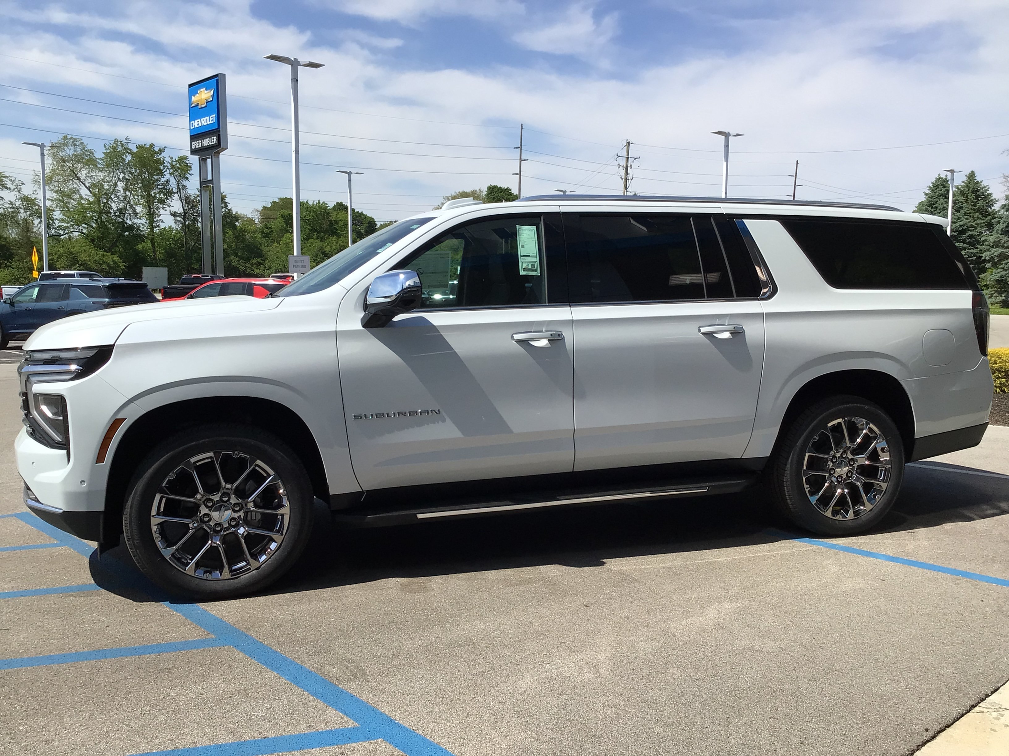 New 2026 Chevrolet Suburban Premier AWD/4WD image 13