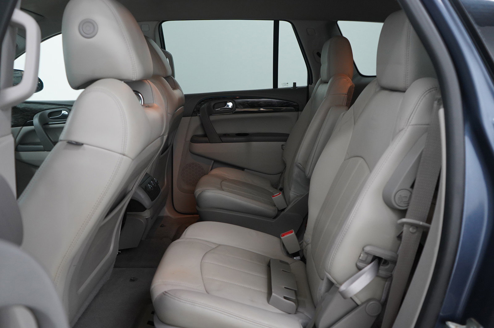 Used 2014 Buick Enclave Leather image 17