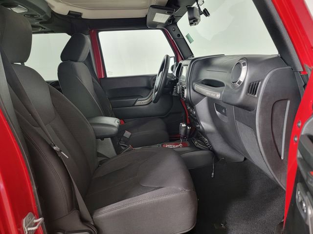 Used 2013 Jeep Wrangler Unlimited Sport image 17