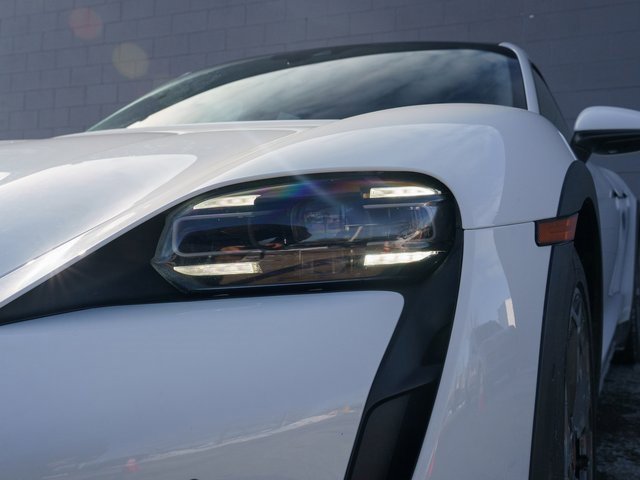 Certified 2023 Porsche Taycan 4 Cross Turismo image 11