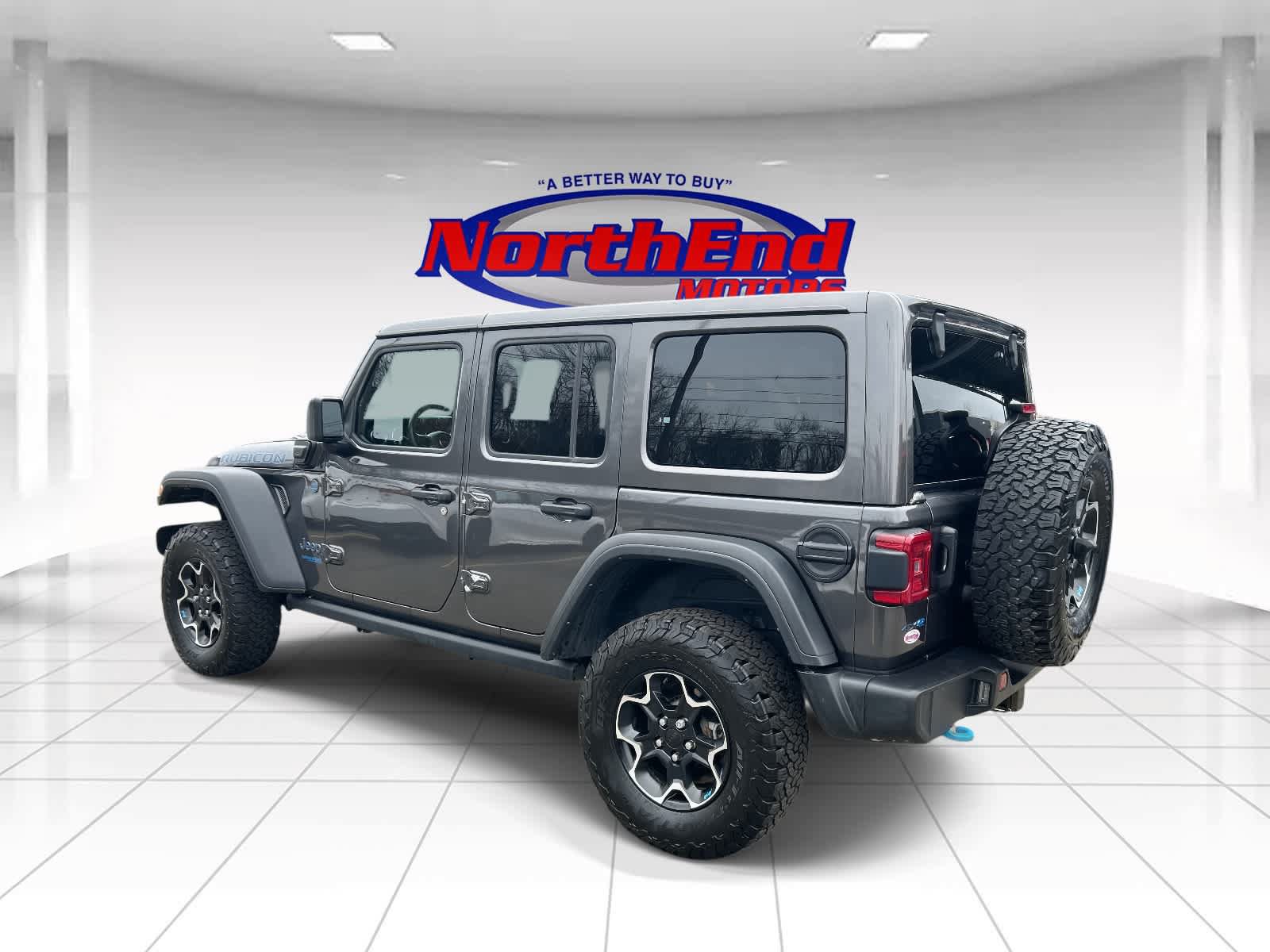 Used 2021 Jeep Wrangler Unlimited Rubicon 4xe w/ Dual Top Group AWD/4WD image 5
