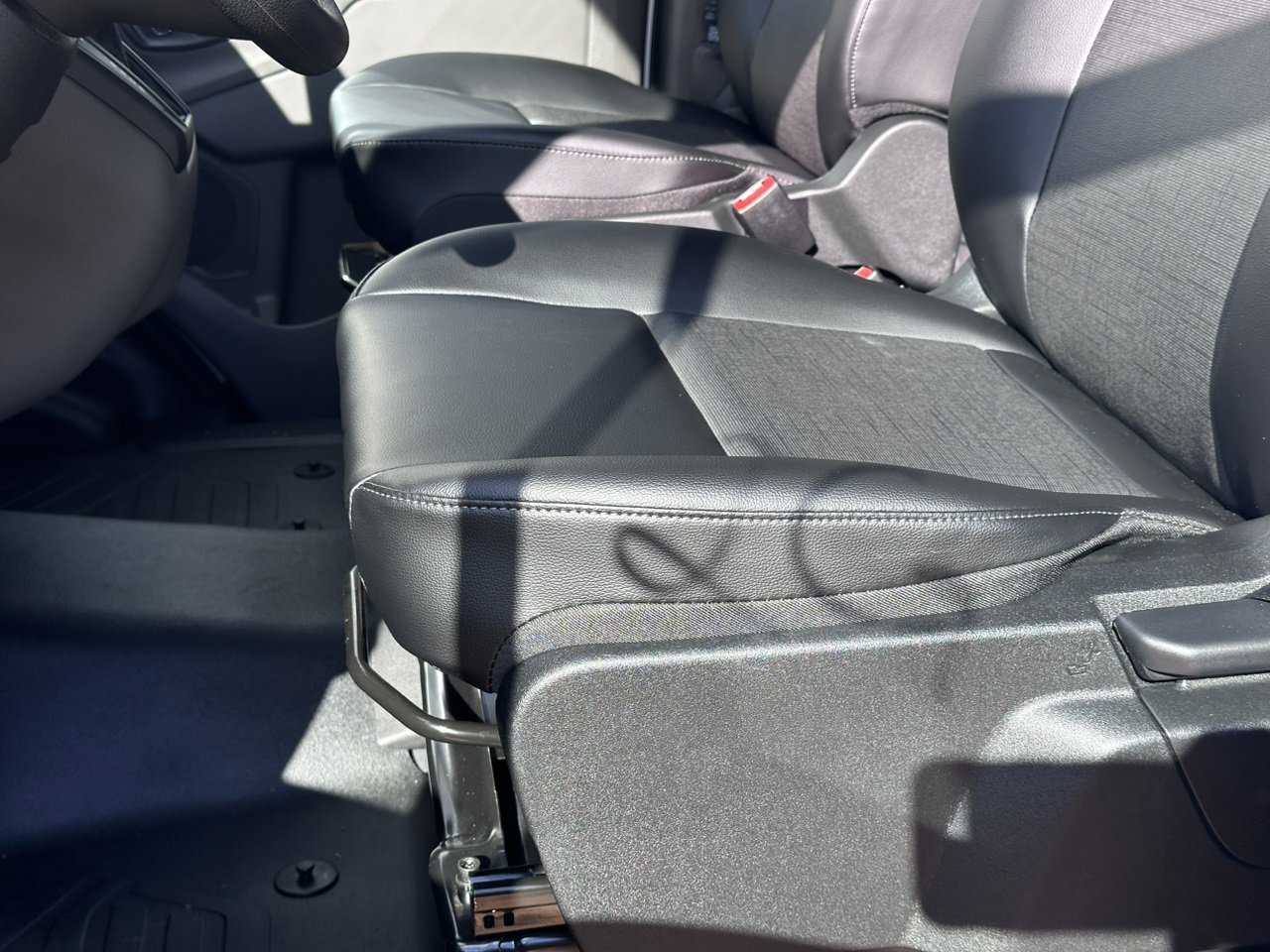 New 2026 Ford Transit 150 148 Medium Roof w/ Load Area Protection Package image 12