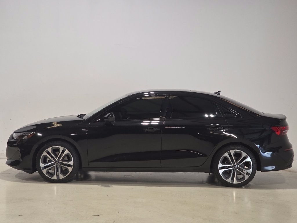 Used 2025 Audi A3 2.0T Premium w/ Black Optic Package AWD/4WD image 3