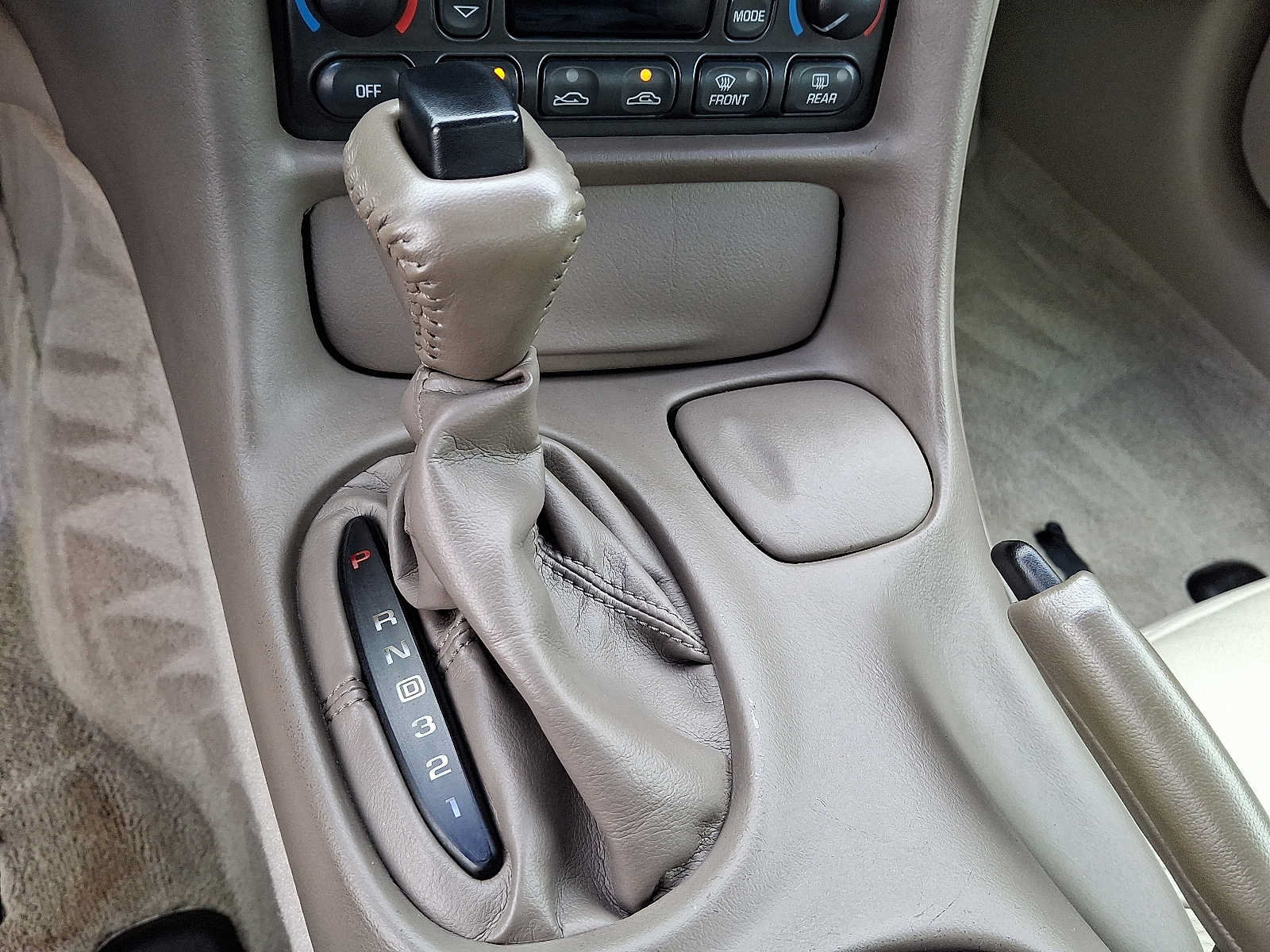 Used 2003 Chevrolet Corvette Convertible w/ Preferred Equipment Group1 RWD image 16