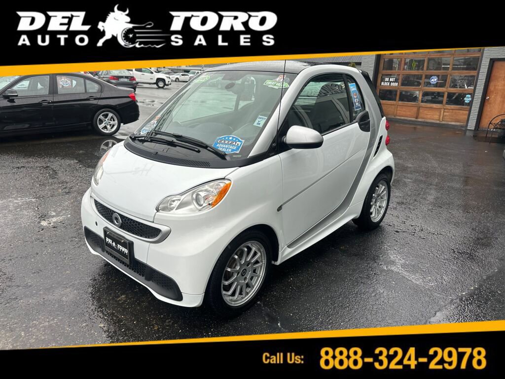 Used 2013 smart fortwo passion image 1
