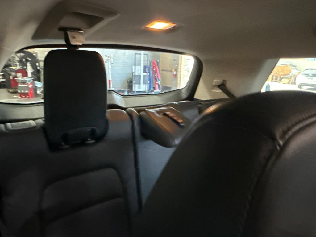 Used 2022 Nissan Pathfinder SL FWD image 25