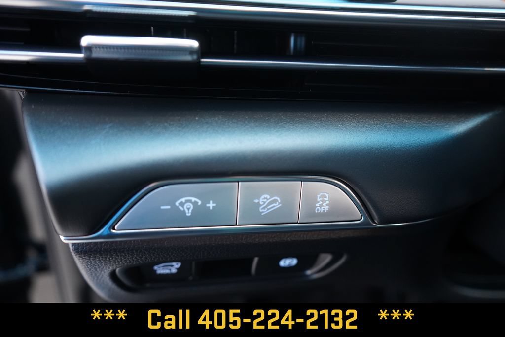 Used 2025 Genesis GV80 2.5T Standard AWD/4WD image 31