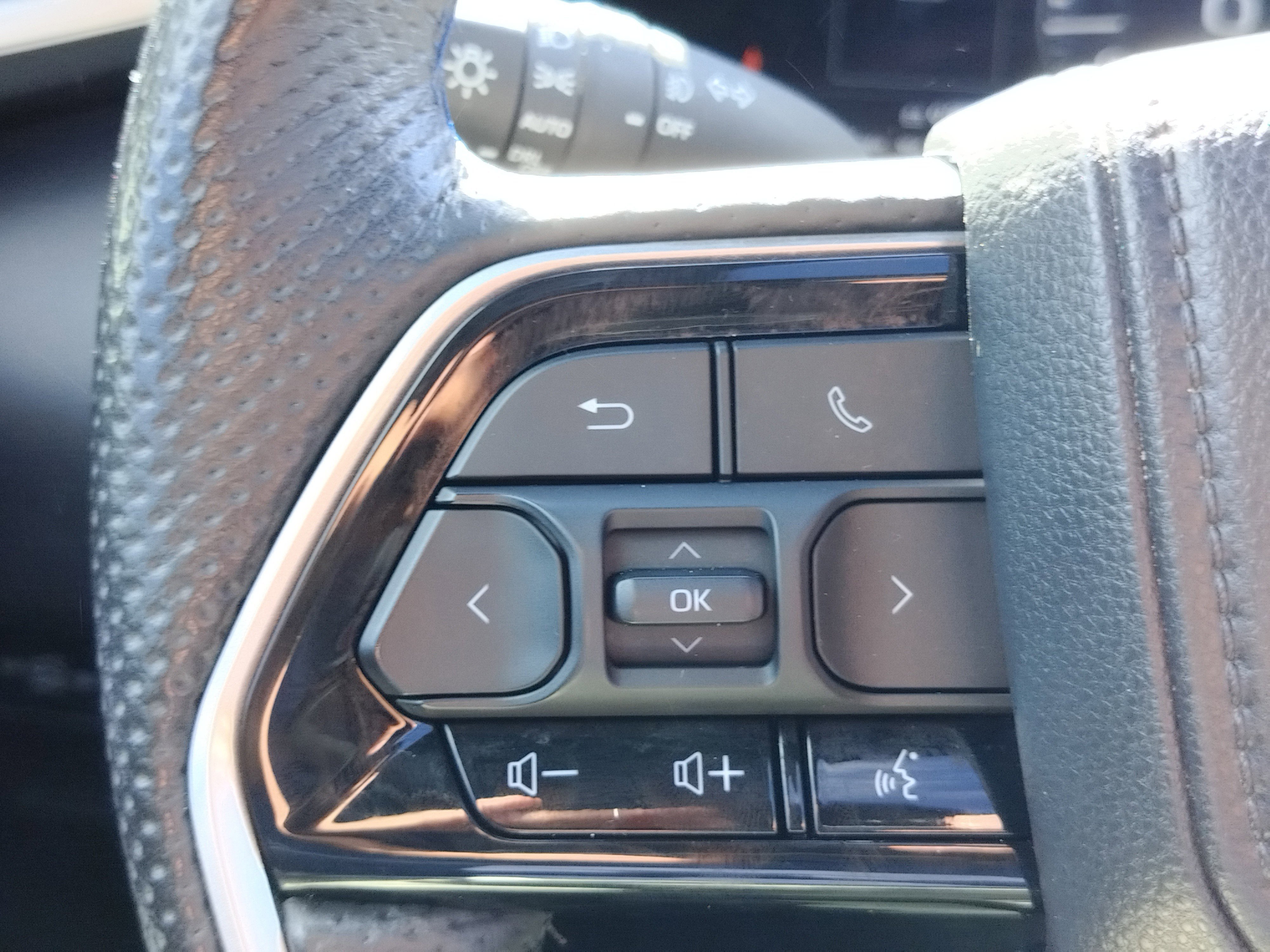 Used 2024 Toyota Tundra Platinum image 22