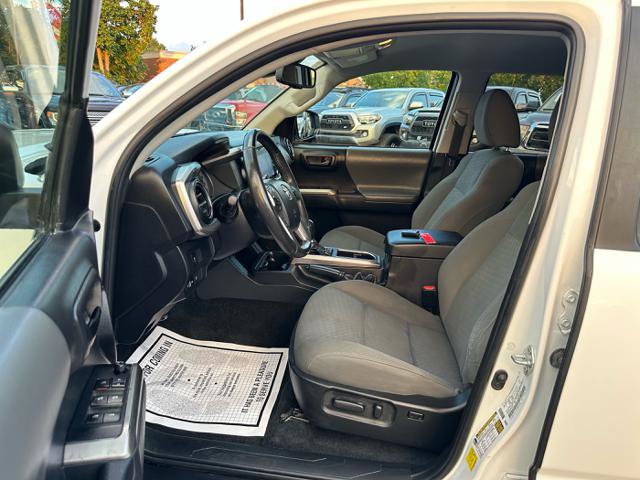 Used 2023 Toyota Tacoma SR5 RWD image 12