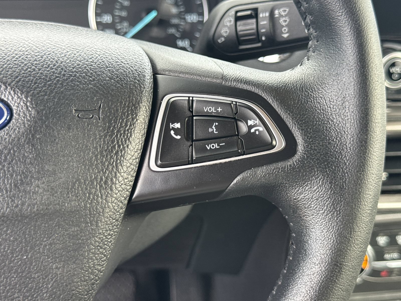 Used 2019 Ford EcoSport SE FWD image 31