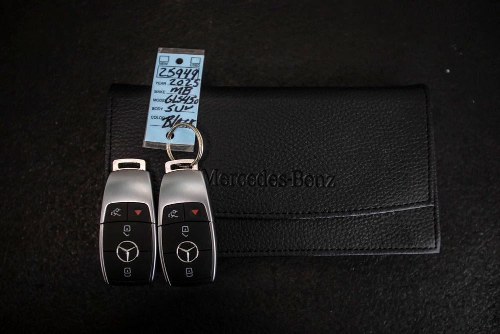 Used 2025 Mercedes-Benz GLS 450 4MATIC image 44