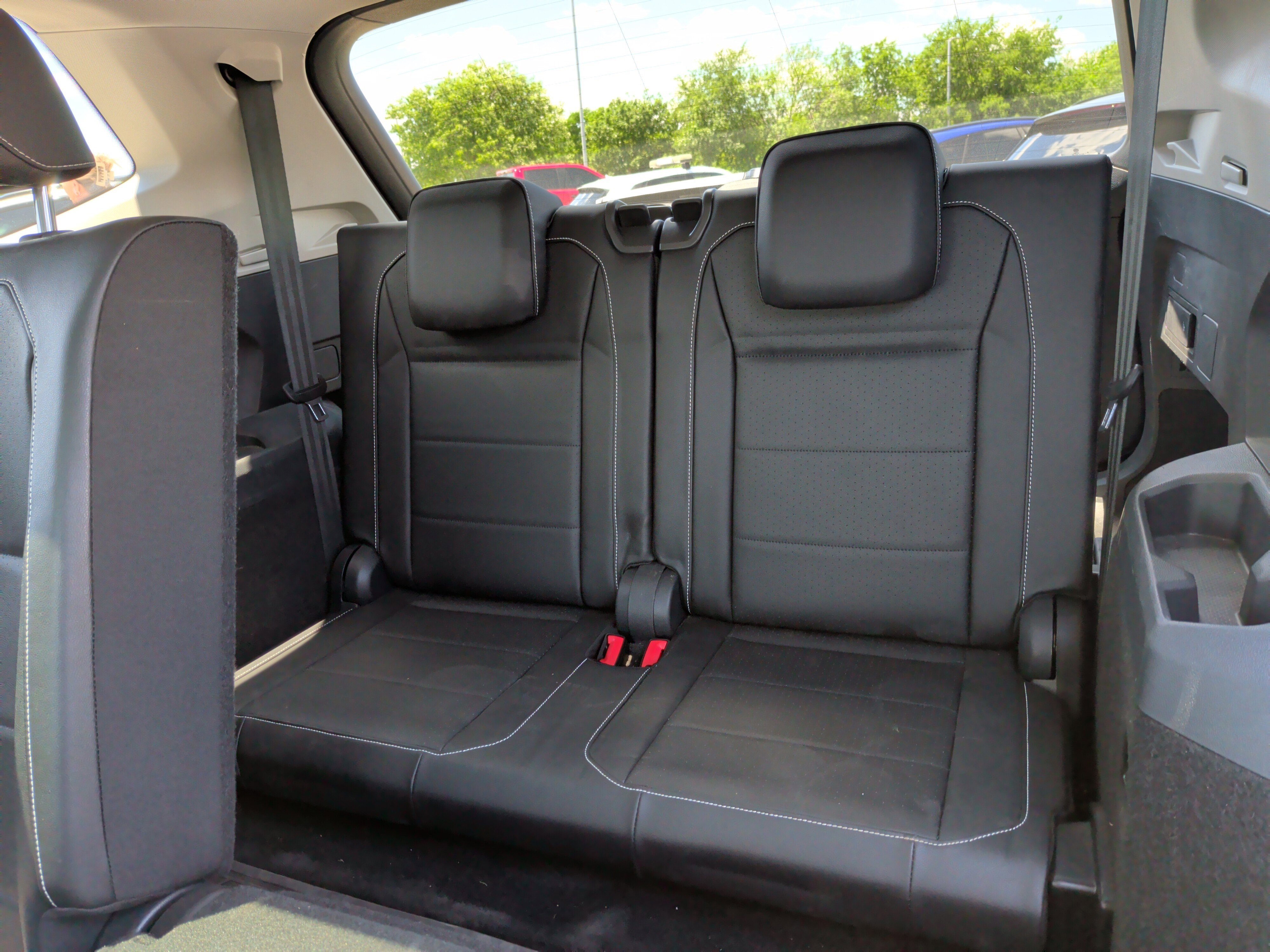 Used 2021 Volkswagen Tiguan SEL w/ 3-Row Tiguan MDO Package FWD image 32