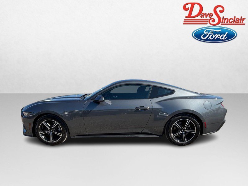 Used 2025 Ford Mustang Coupe image 10