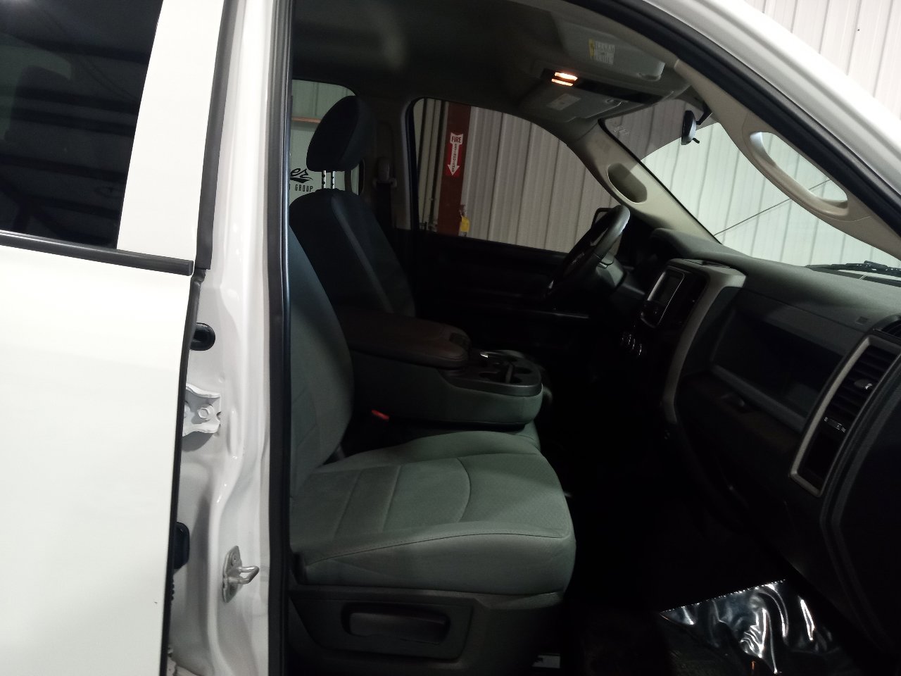 Used 2018 RAM 1500 Express w/ Express Value Package image 4