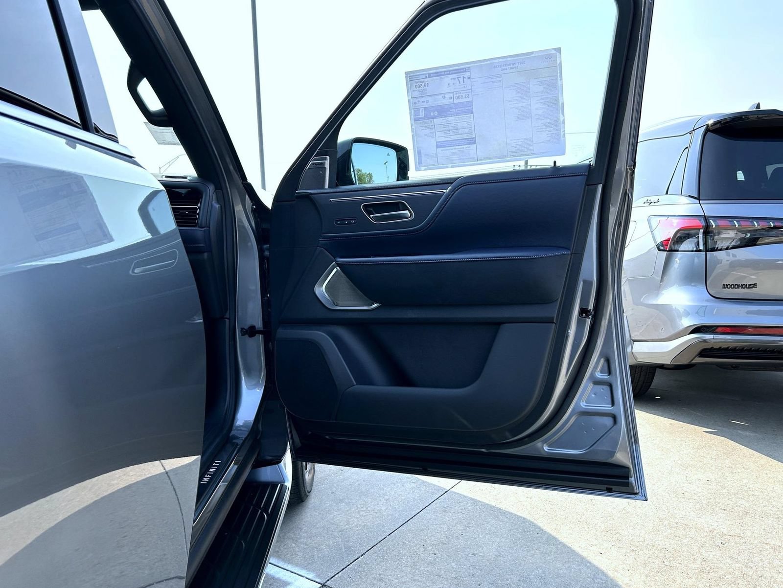New 2027 INFINITI QX80 Sensory AWD/4WD image 16