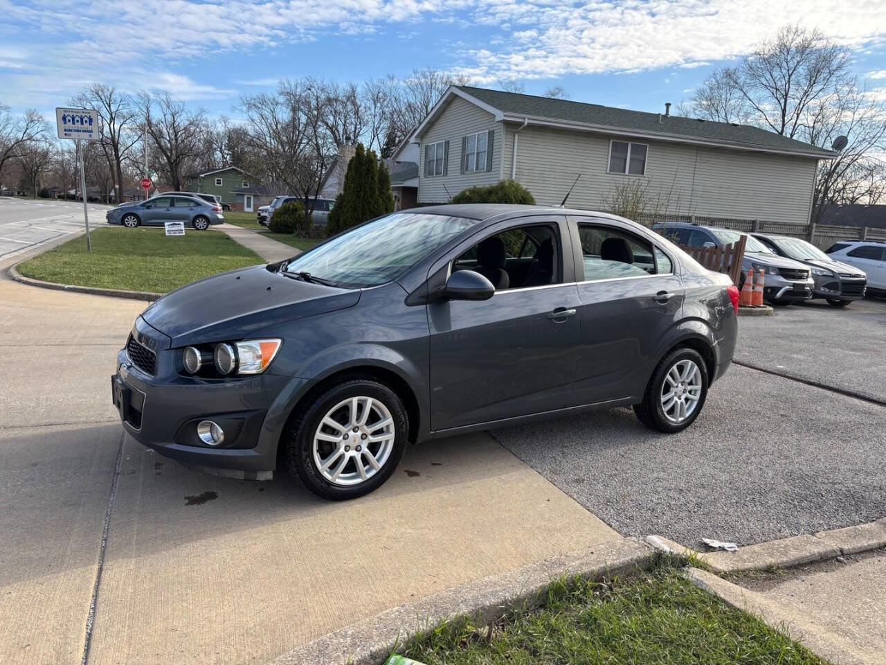 Used 2012 Chevrolet Sonic LT image 9