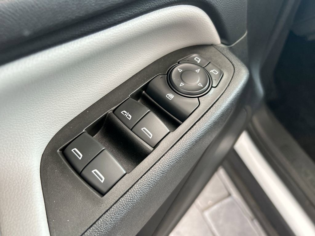 Used 2022 Chevrolet Equinox LS w/ LS Convenience Package FWD image 12