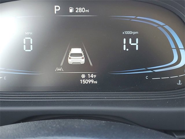 Used 2023 Hyundai Venue Limited w/ Cargo Package image 12