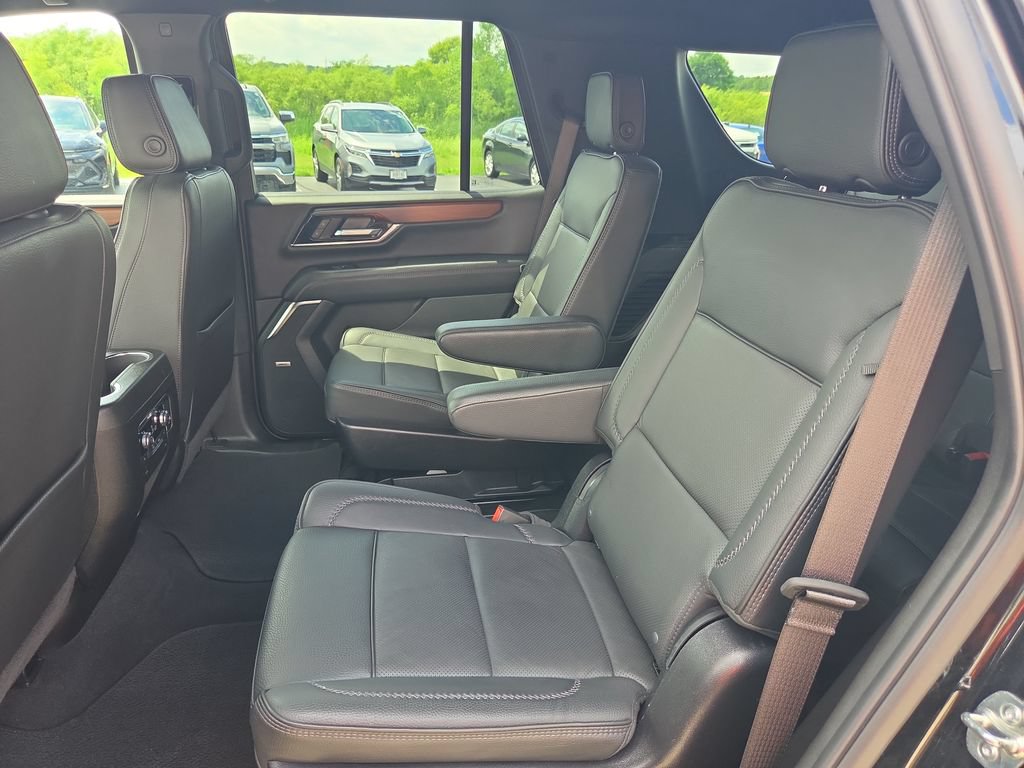 Certified 2025 GMC Yukon Denali AWD/4WD image 29