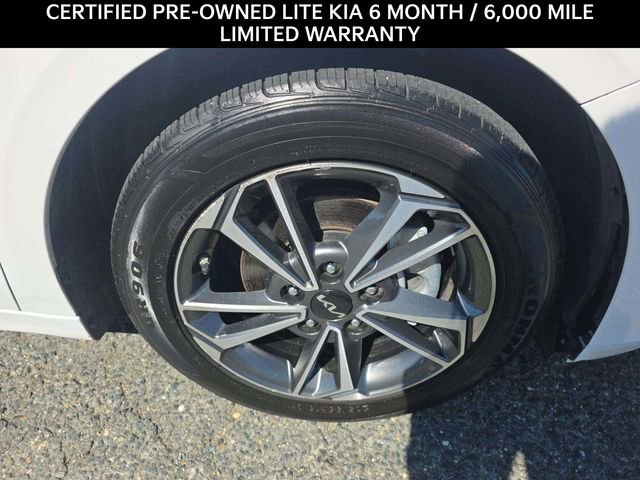 Used 2022 Kia Forte LXS image 5