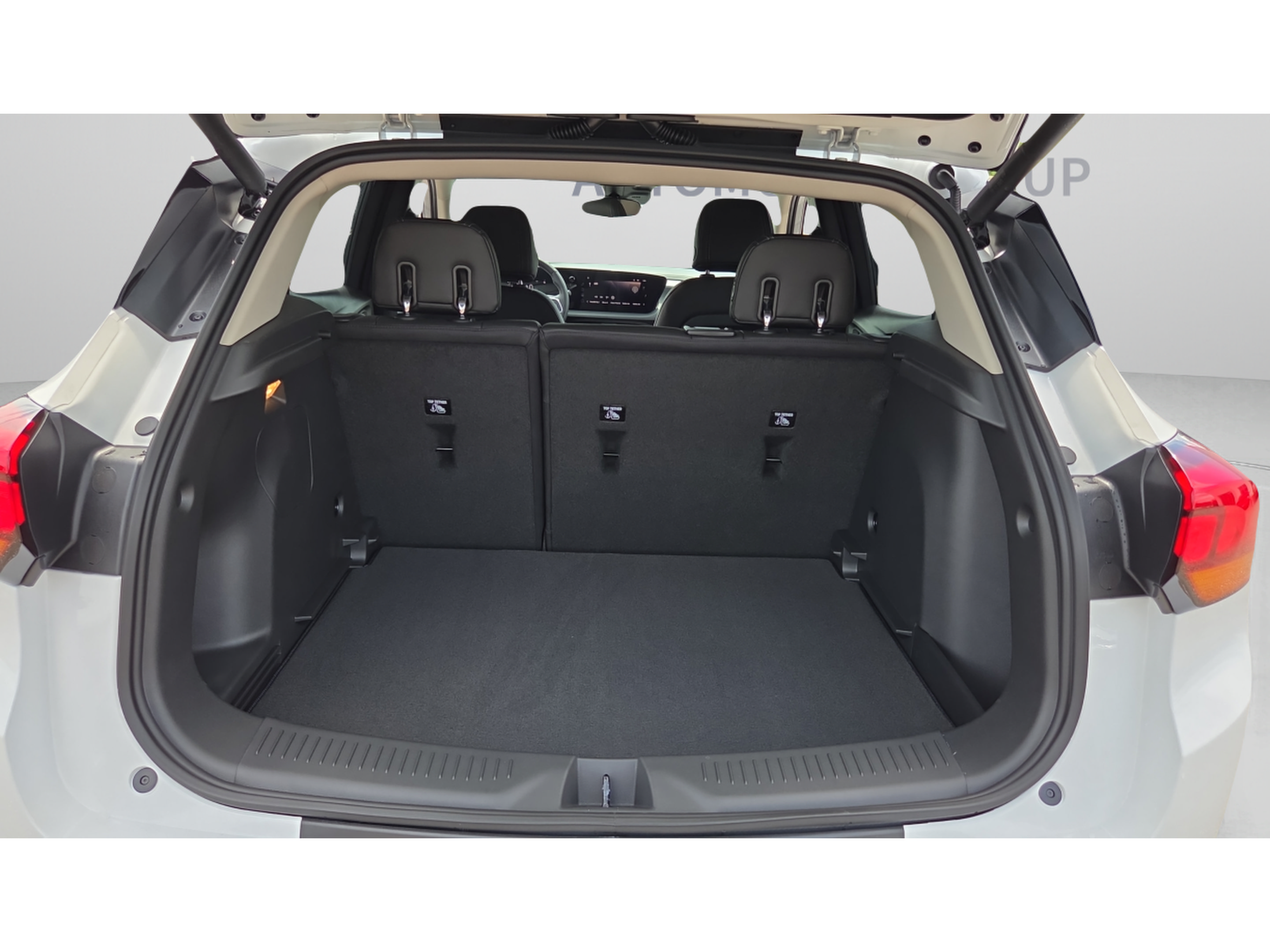 New 2026 Buick Encore GX Preferred w/ Advanced Technology Package FWD image 13