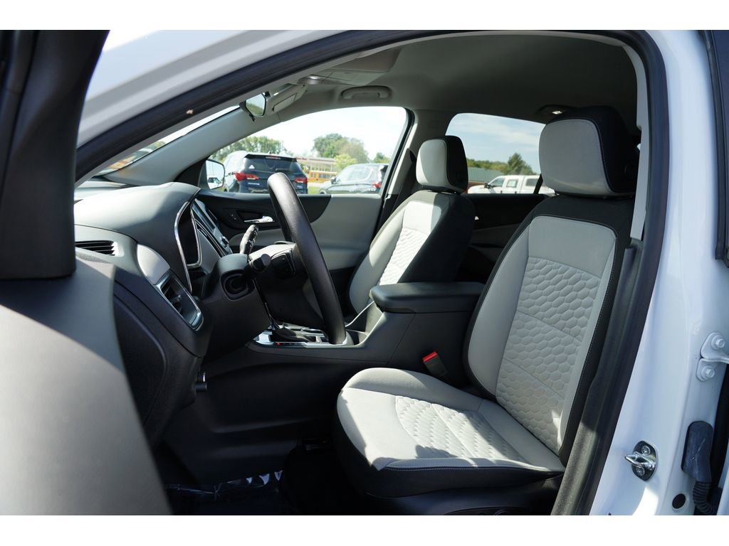 Used 2021 Chevrolet Equinox LS w/ LS Convenience Package image 13