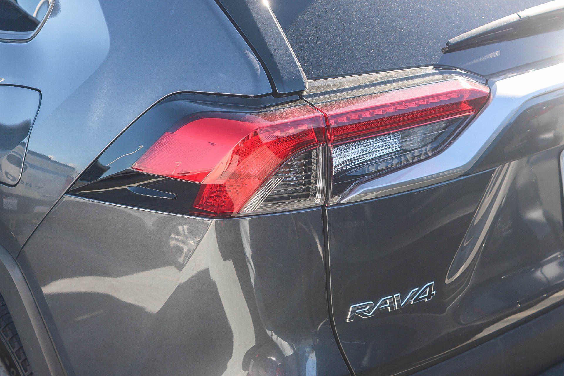 Used 2021 Toyota RAV4 Limited AWD/4WD image 11