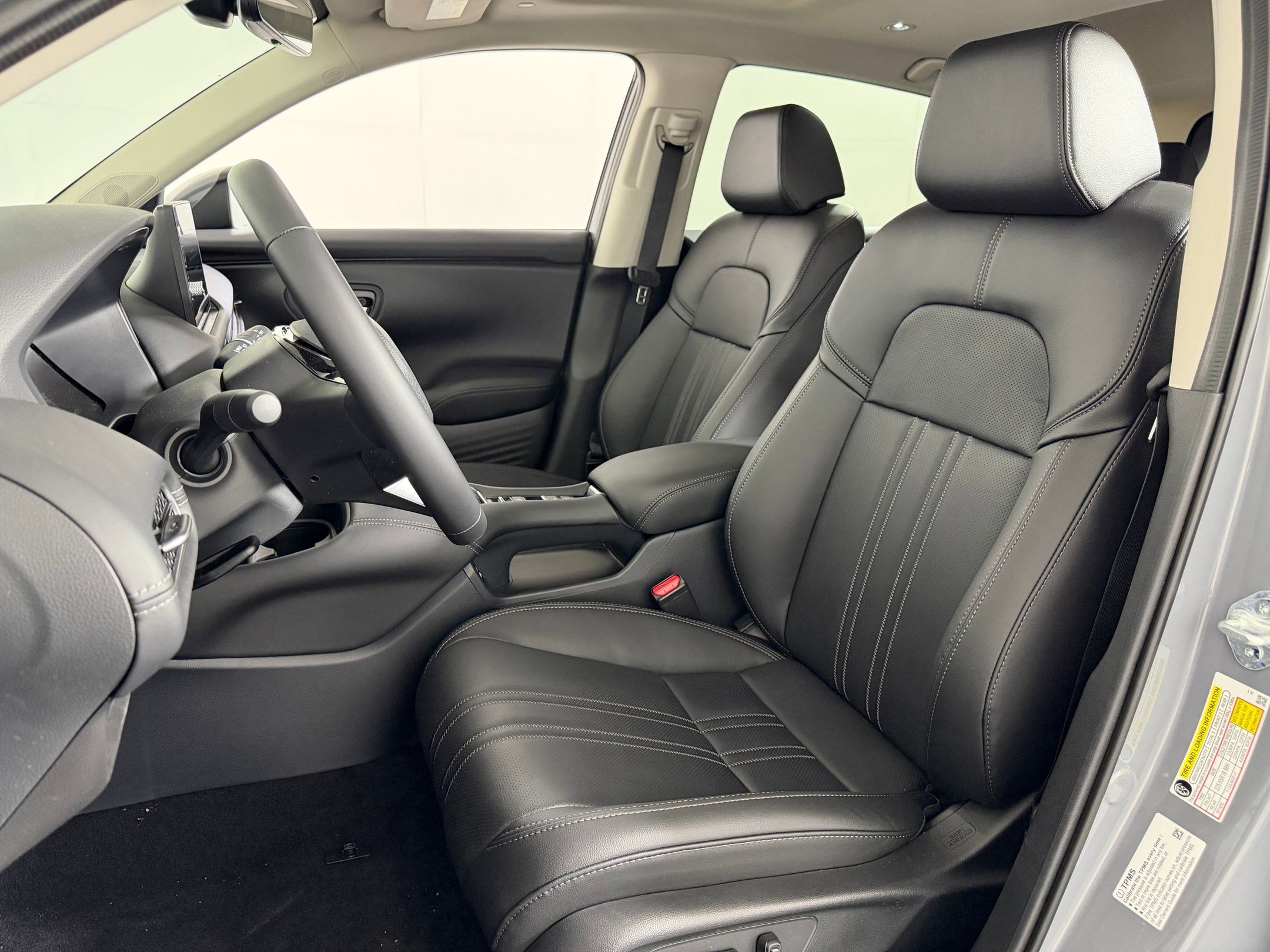 New 2026 Honda HR-V EX-L image 4