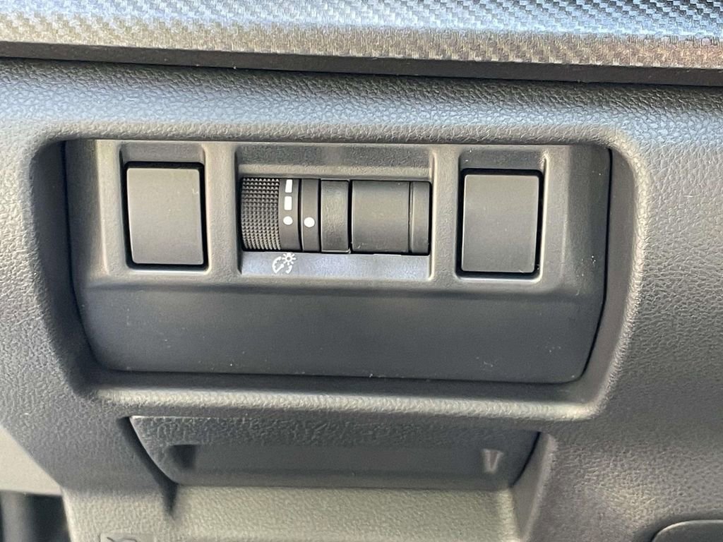 New 2025 Subaru Crosstrek 2.5i Limited w/ Crosstrek Mirror Package image 21