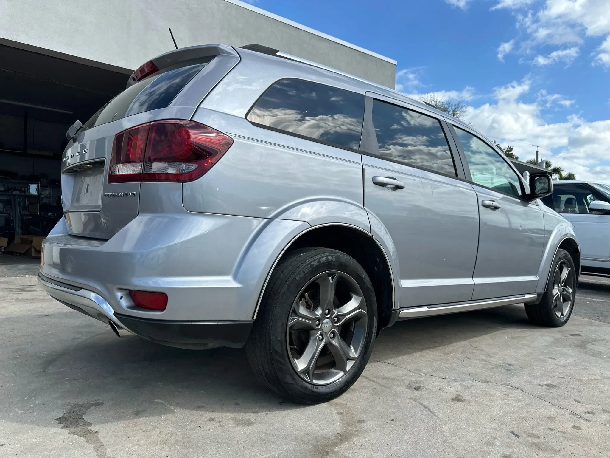 Used 2016 Dodge Journey Crossroad image 3